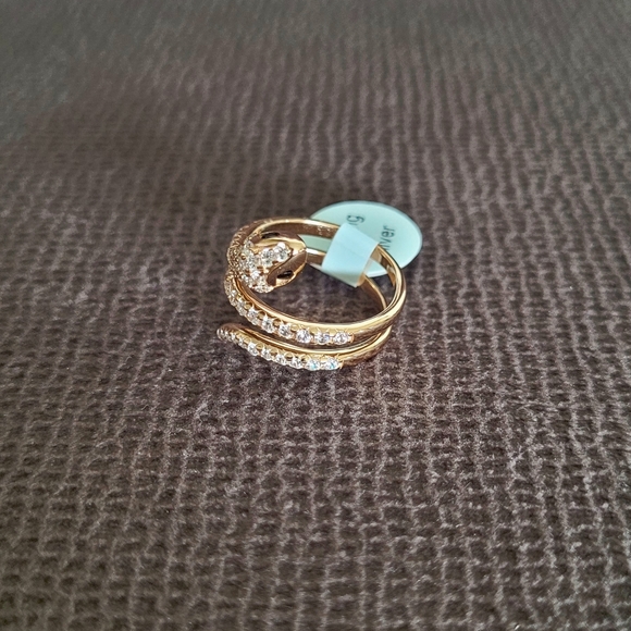 bleu💙 sage Gold💛 Serpent🐍 Ring💍 - NWT - Picture 14 of 16